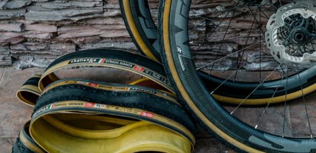 Gravel Bike Reifen und Laufräder