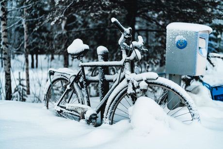 Fahrrad im Schnee... dann doch lieber trocken aufbewahren