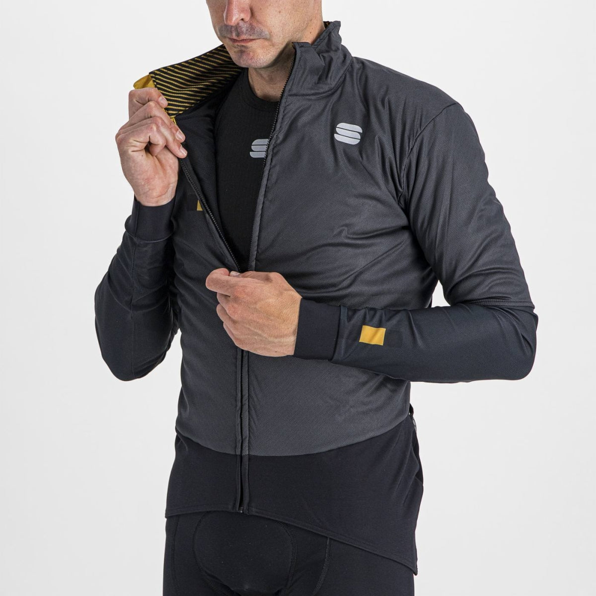 Bodyfit Pro Jacket - Black Gold