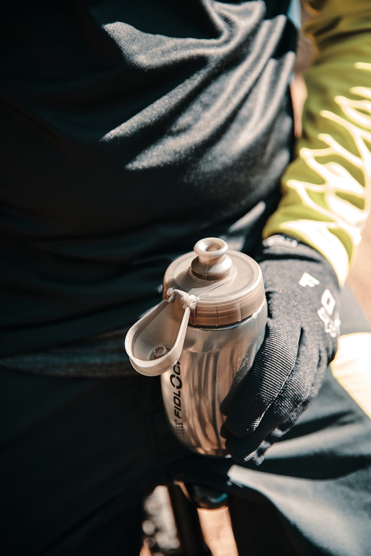 TWIST Bottle 450 + Bike Base Set - transparent black