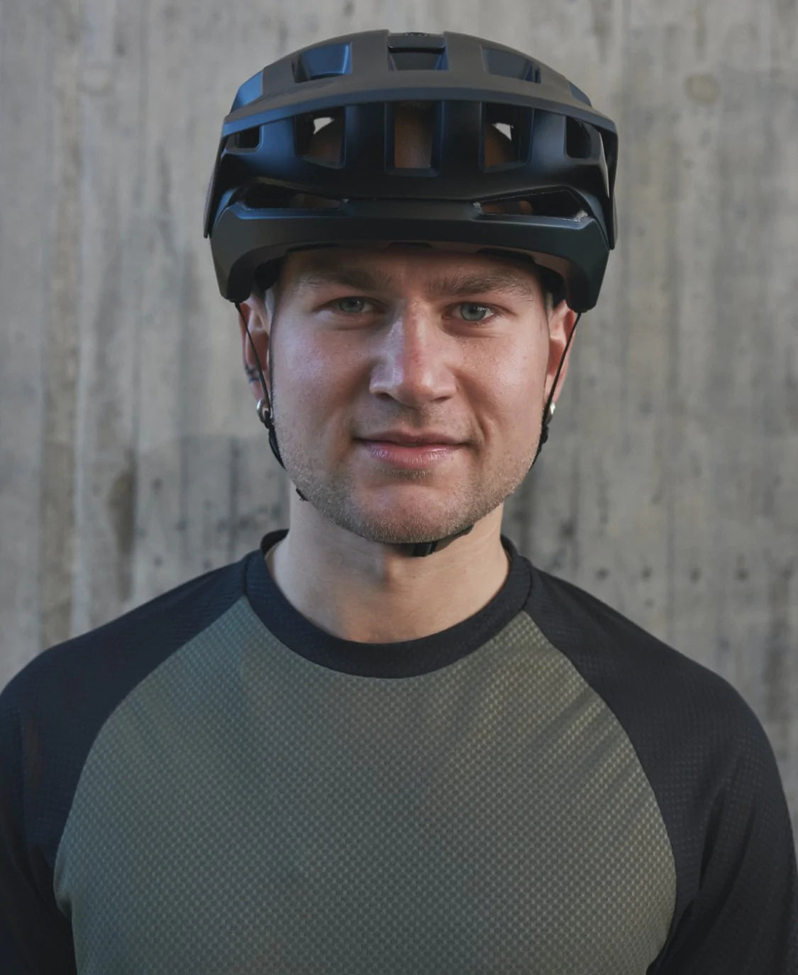 Kortal - Uranium Black/Epidote Green Metallic/Matt