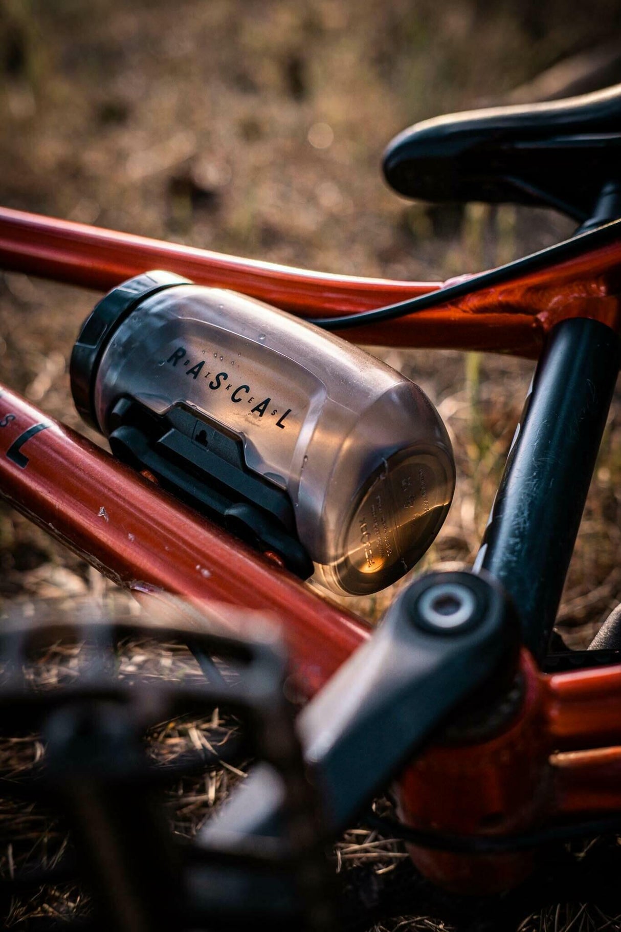 Bottle Twist Set - Trinkflasche mit Halter