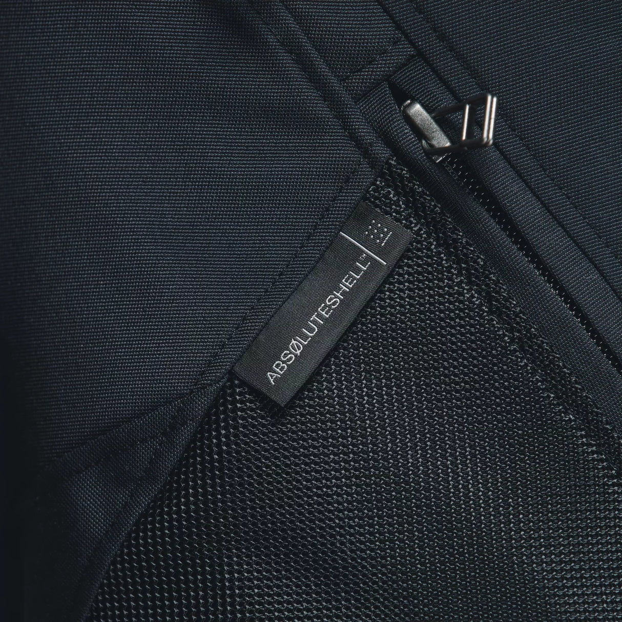 Drake 2 Air Absolut Shell Pants - black/black