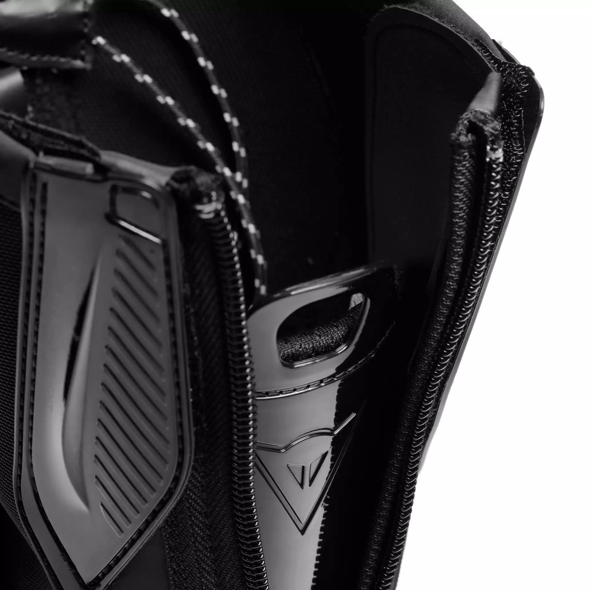 Torque 4 Boots - Black/Black
