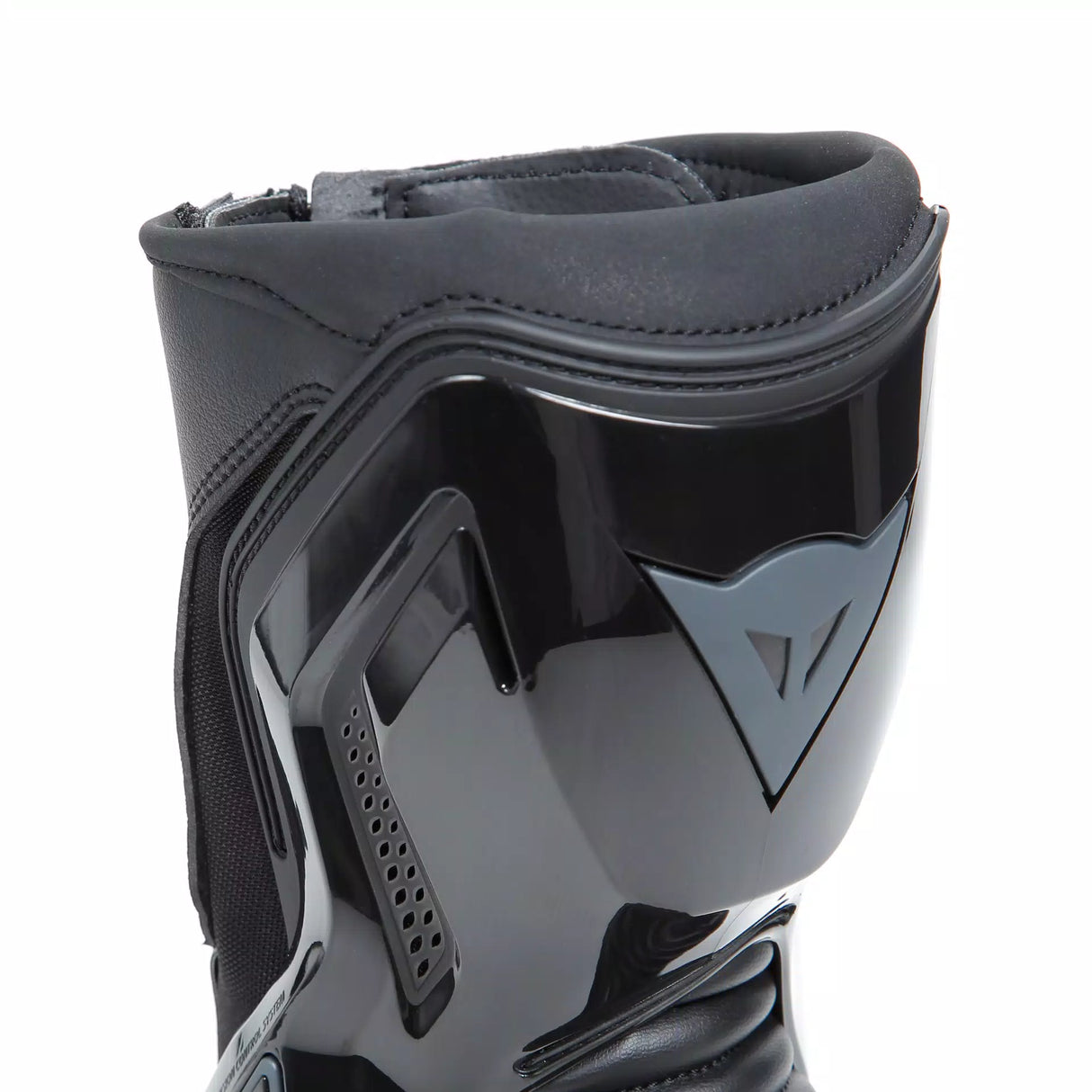 Nexus 2 Boots - Black