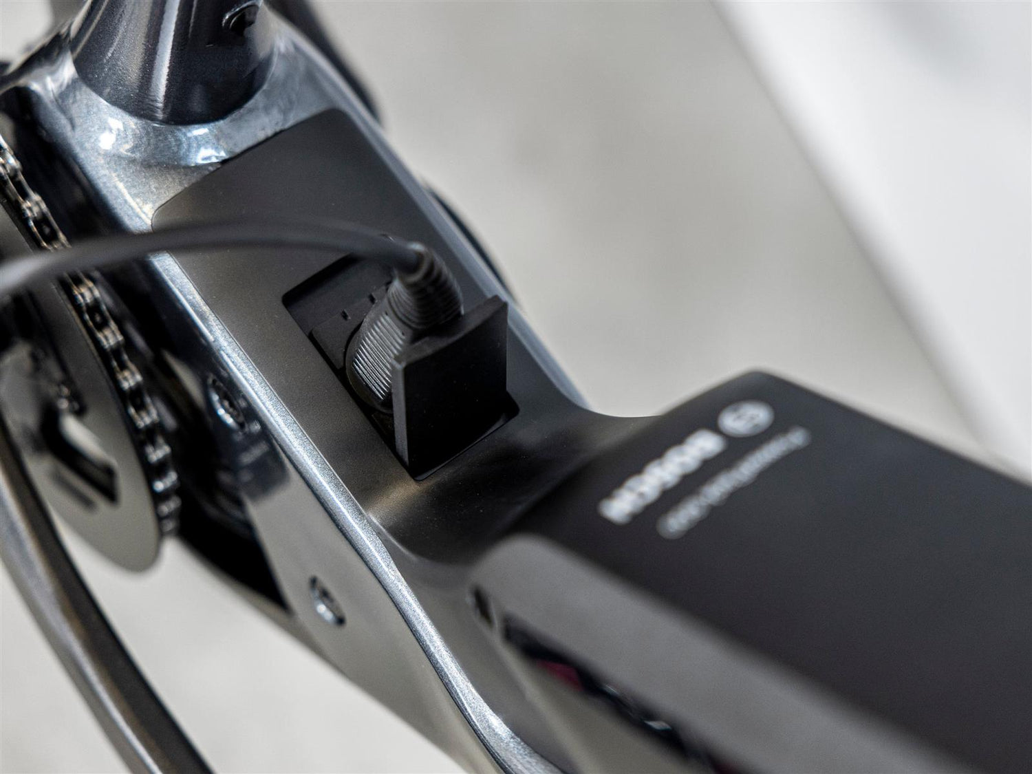 Allant+ 6 Lowstep Galactic Grey 400Wh