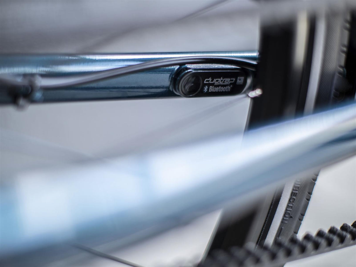 District 3 EQ Stagger Dark Aquatic