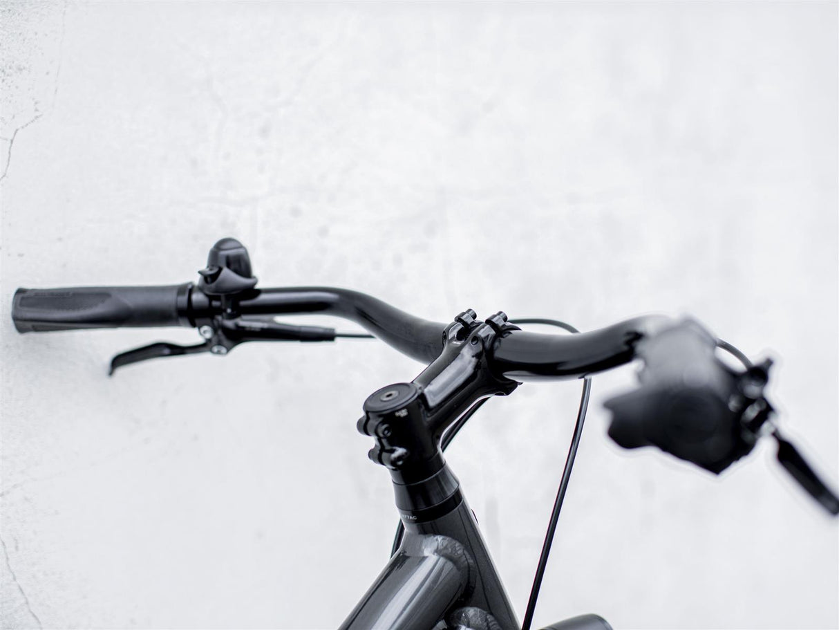 District 4 EQ Stagger Lithium Grey