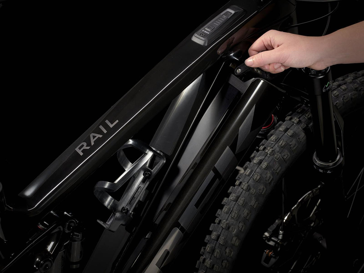 Rail 9.8 GX AXS Deep Smoke 750Wh