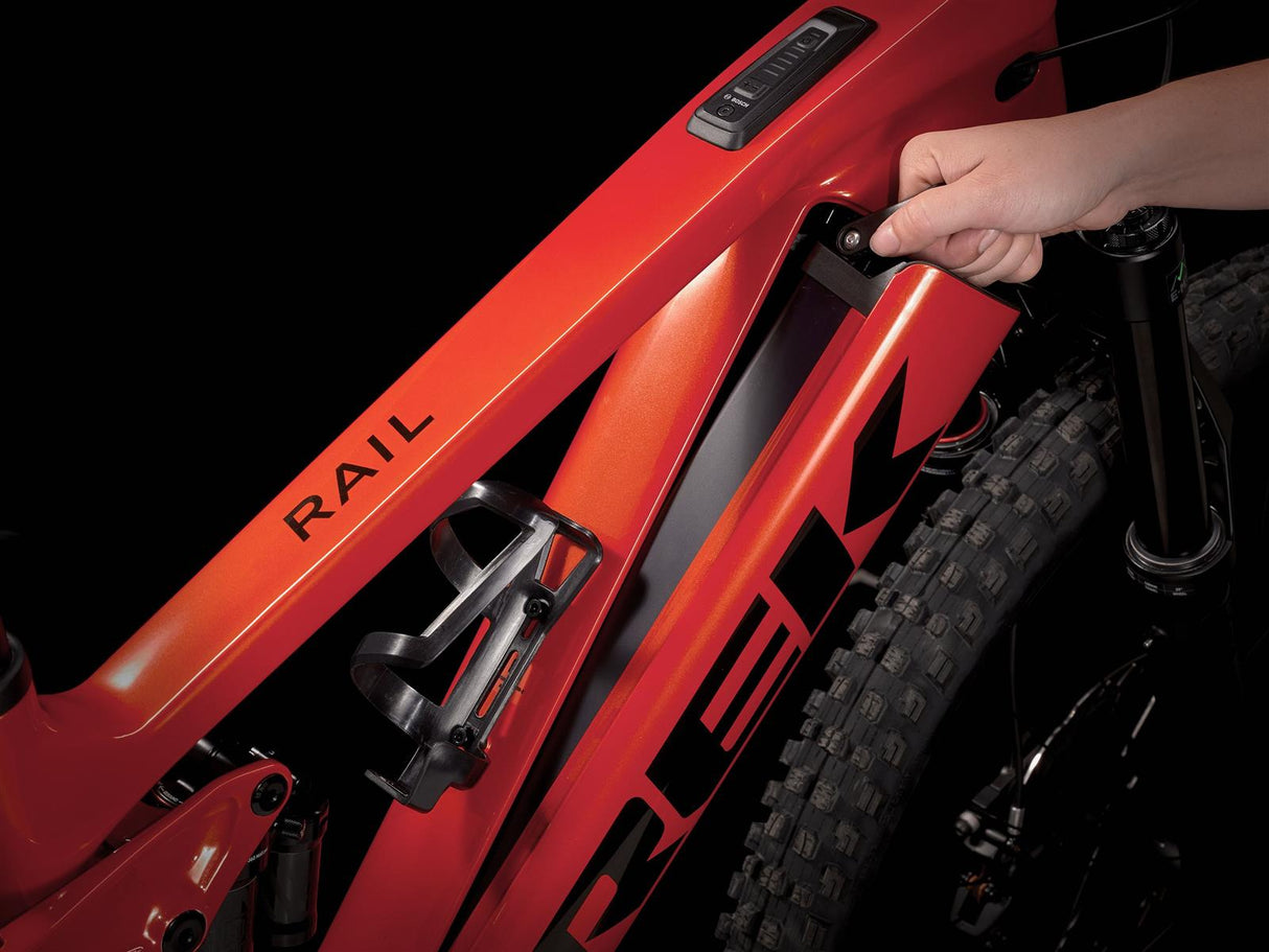 Rail 9.8 GX AXS Lava 750Wh