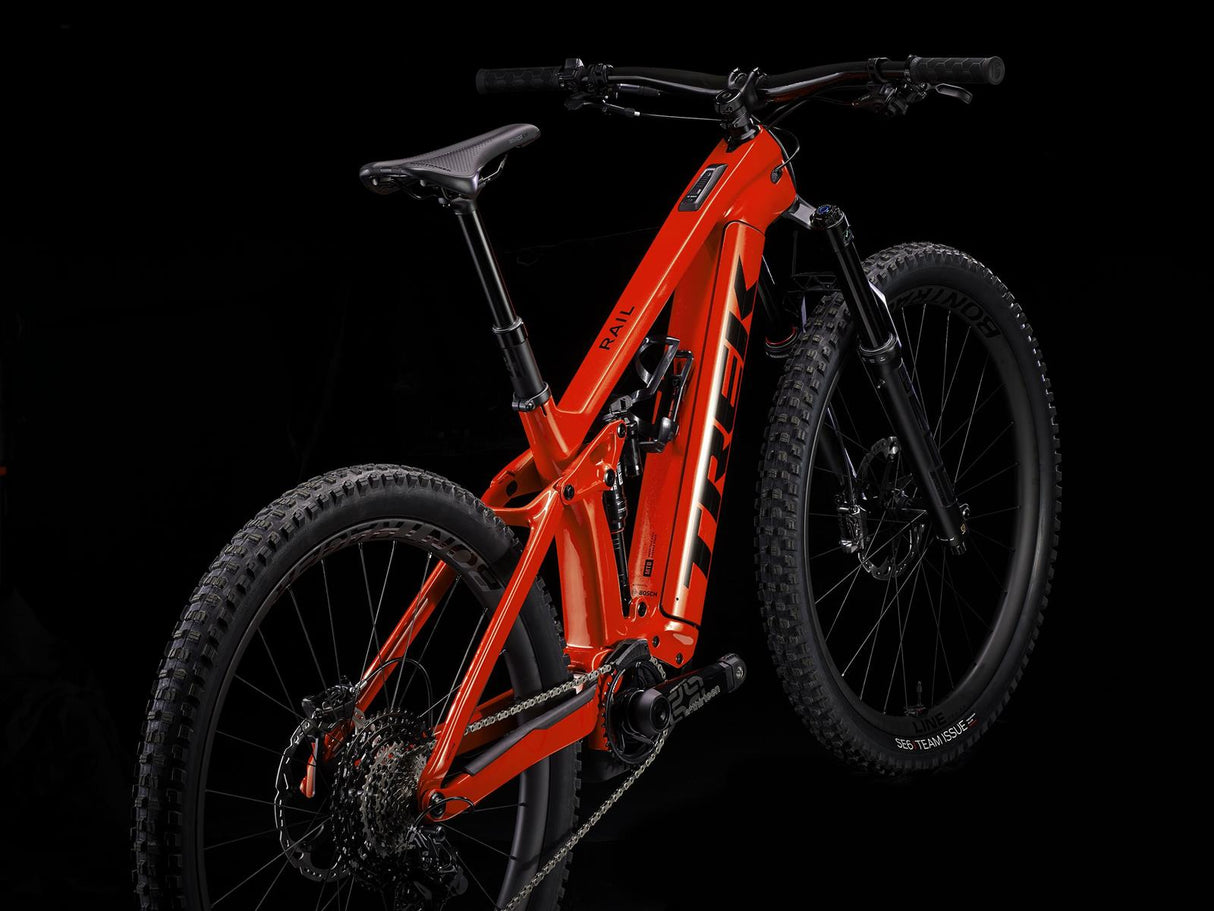 Rail 9.9 XTR Lava 750Wh