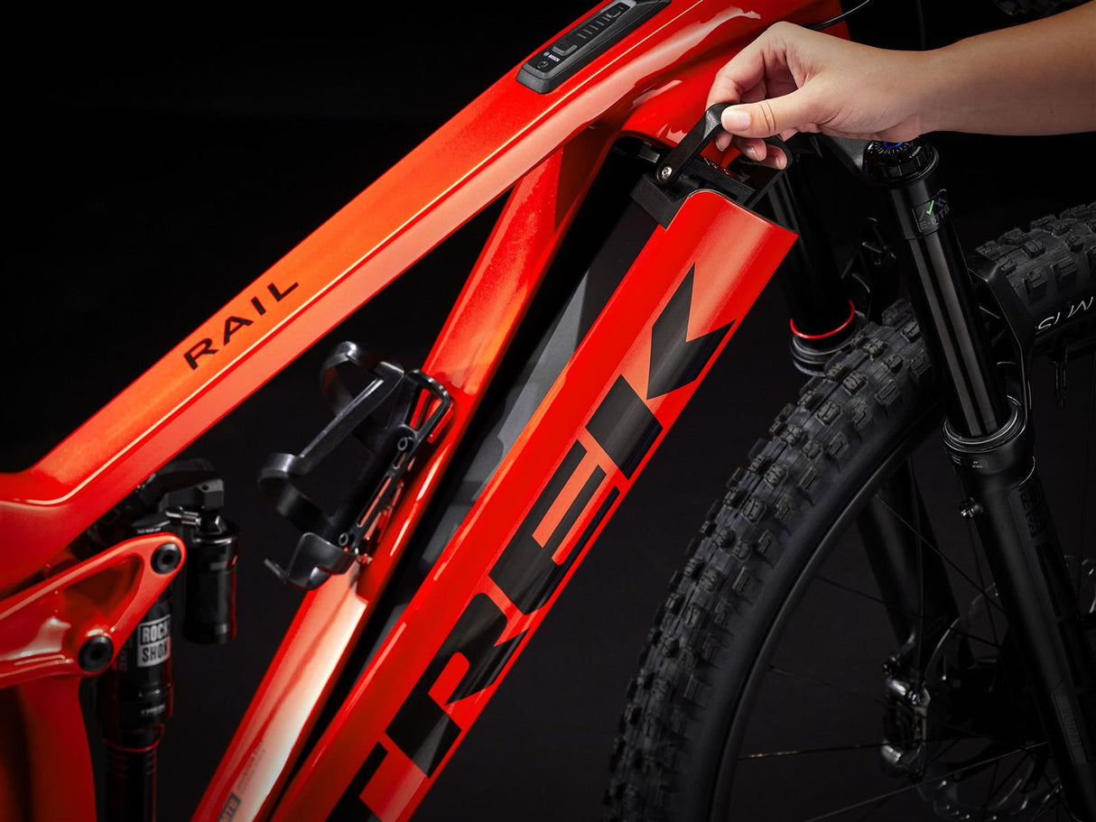 Rail 9.9 XTR Lava 750Wh
