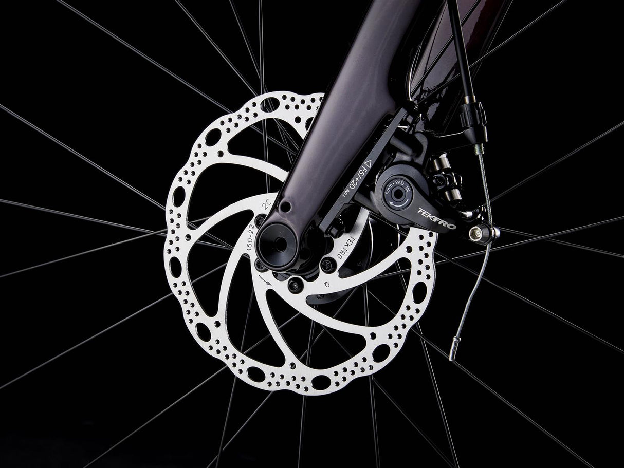 Domane AL 2 Crimson to Dark Carmine Fade