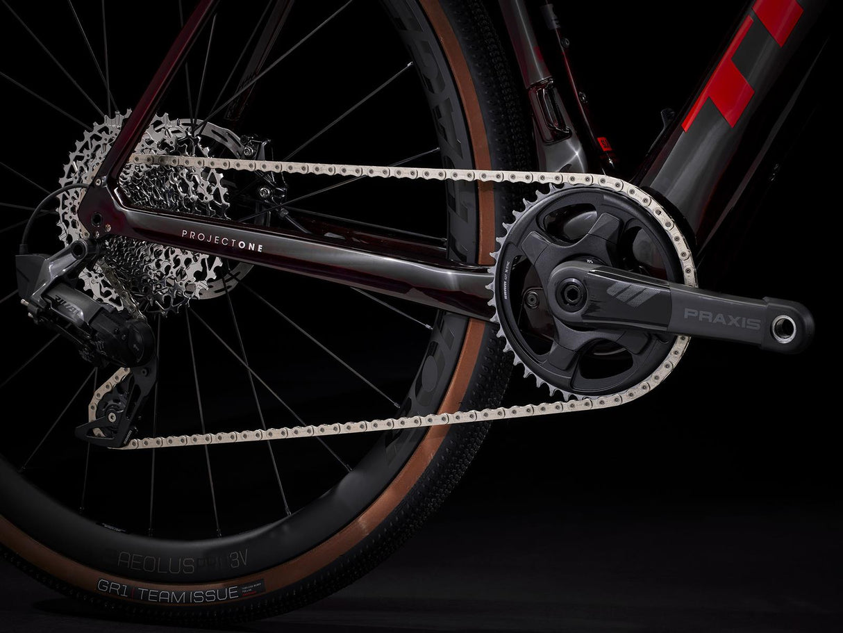 Domane+ SLR 6 AXS Carbon Red Smoke 360Wh