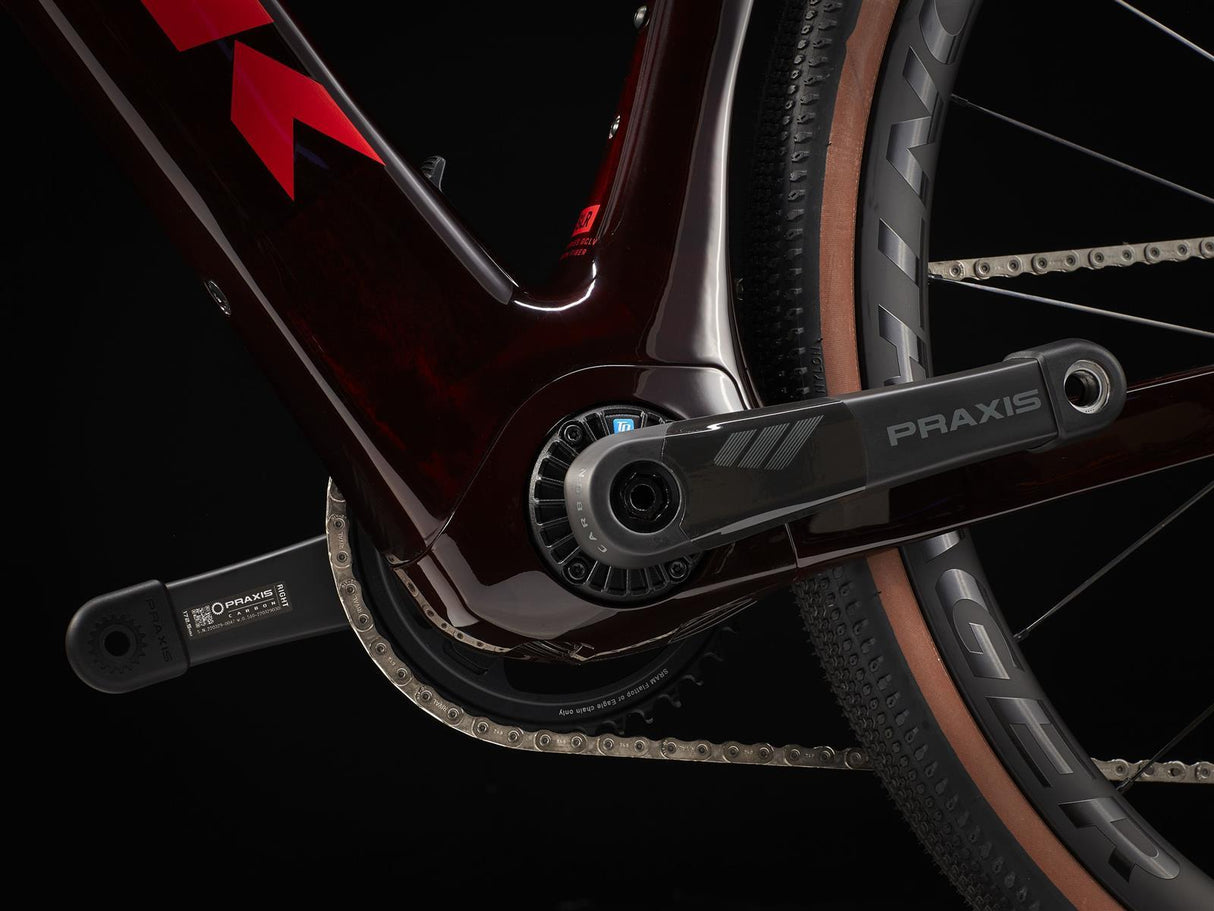 Domane+ SLR 6 AXS Carbon Red Smoke 360Wh