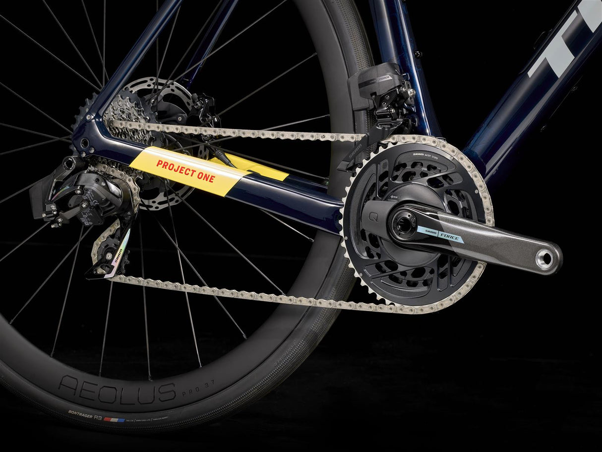 Domane SLR 7 AXS Metallic Red Smoke to Blue Smoke Fade