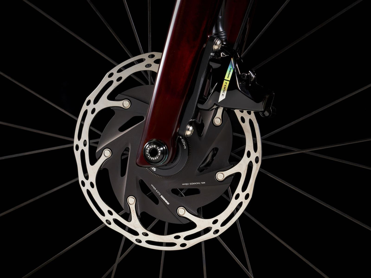 Emonda SLR 7 AXS Metallic Red Smoke to Red Carbon Smoke