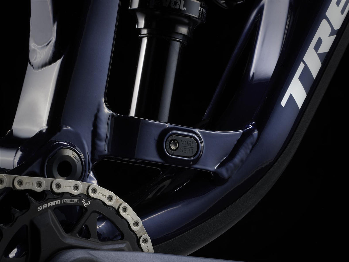 Fuel EX 8 GX AXS Rage Red