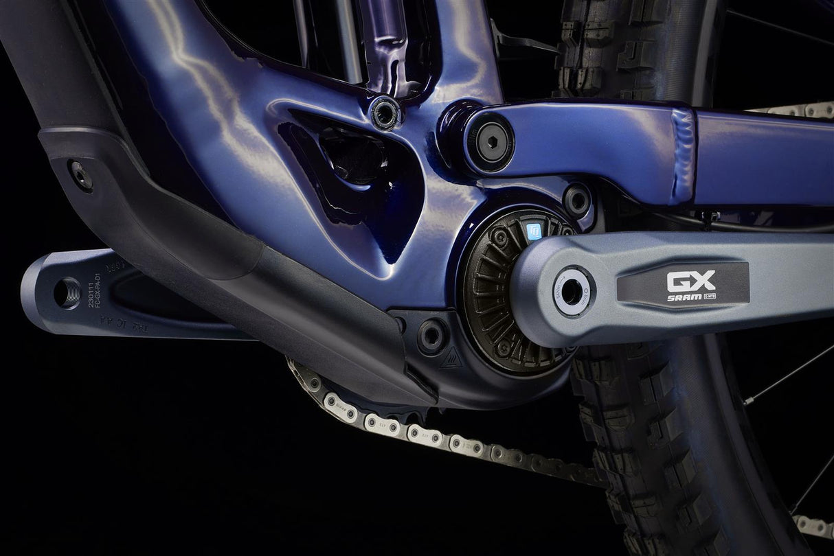 Fuel EXe 8 GX AXS Rage Red to Deep Dark Blue Fade