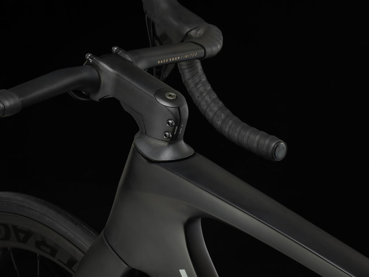 Madone SL 6 Matte Carbon Smoke