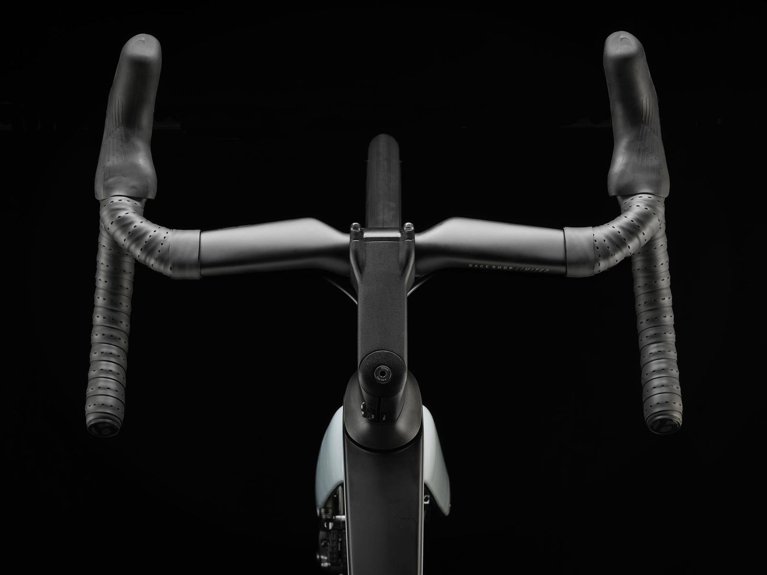 Madone SL 7 Plasma Grey Pearl