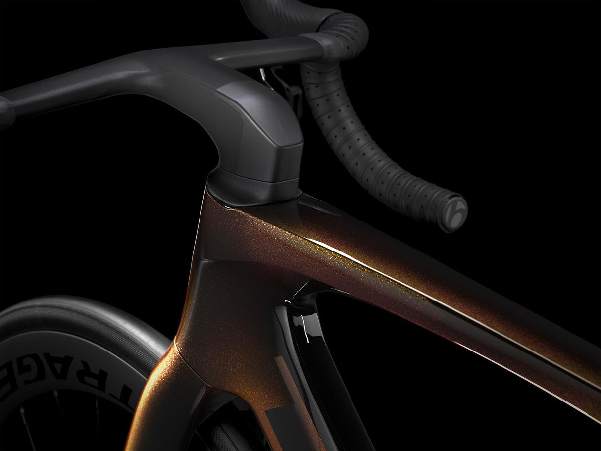 Madone SLR 7 AXS Axinite Flip/Trek Black