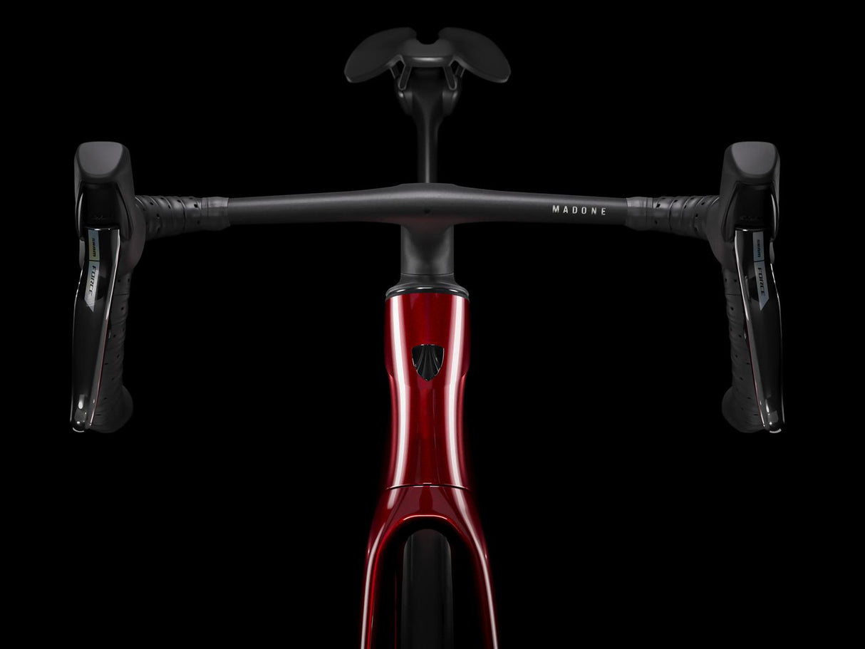 Madone SLR 7 AXS Metallic Red Smoke to Red Carbon Smoke