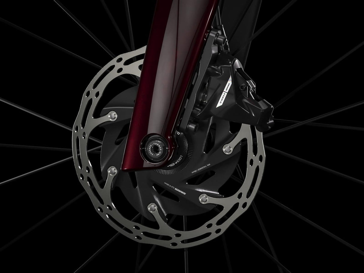 Madone SLR 7 AXS Metallic Red Smoke to Red Carbon Smoke