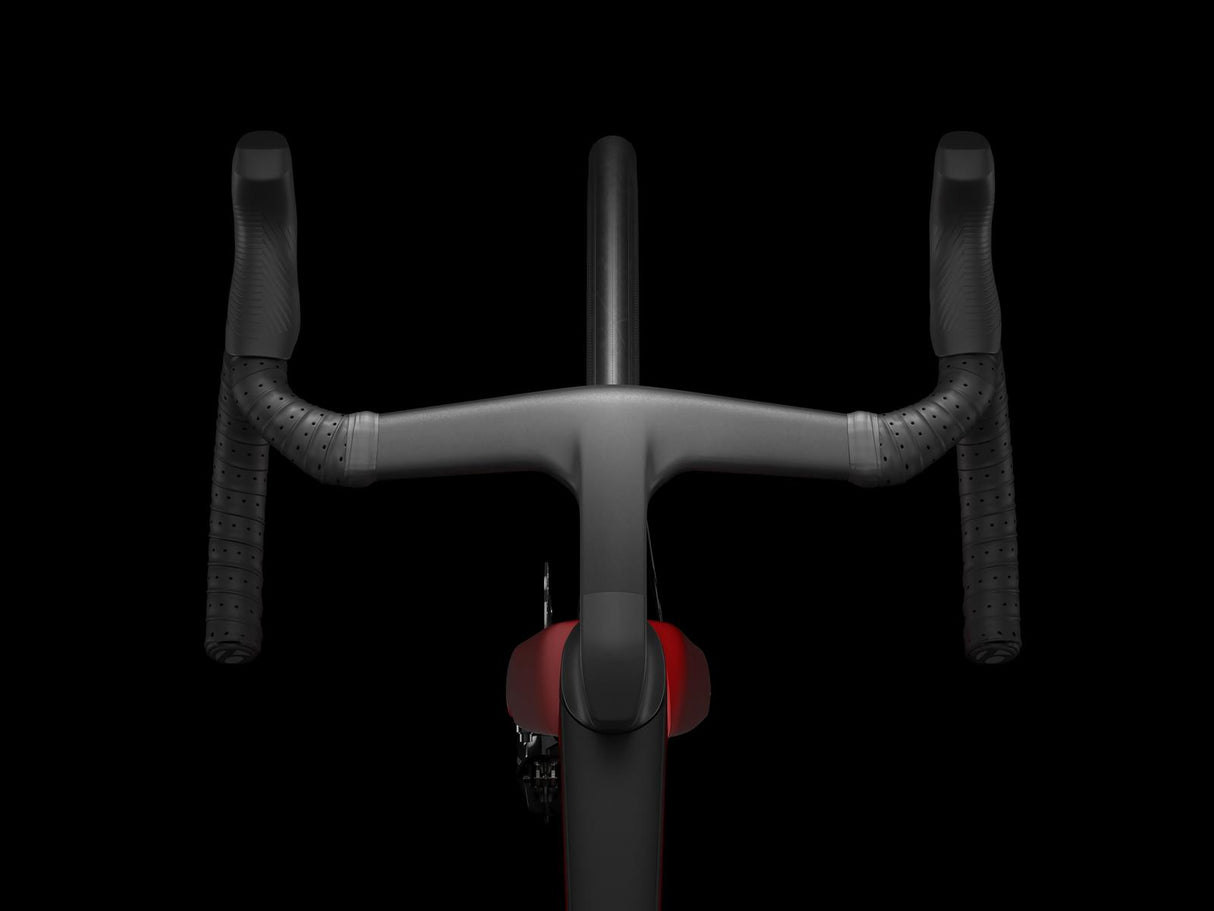 Madone SLR 7 AXS Viper Red
