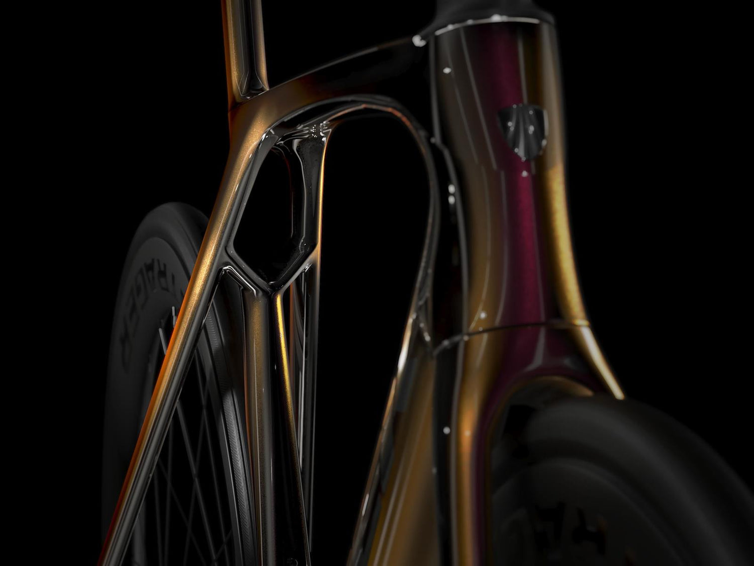 Madone SLR 7 Axinite Flip/Trek Black