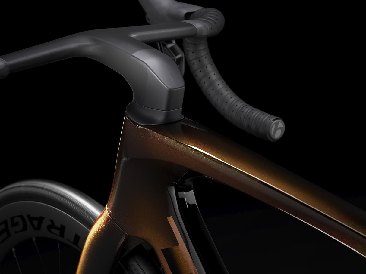 Madone SLR 7 Axinite Flip/Trek Black