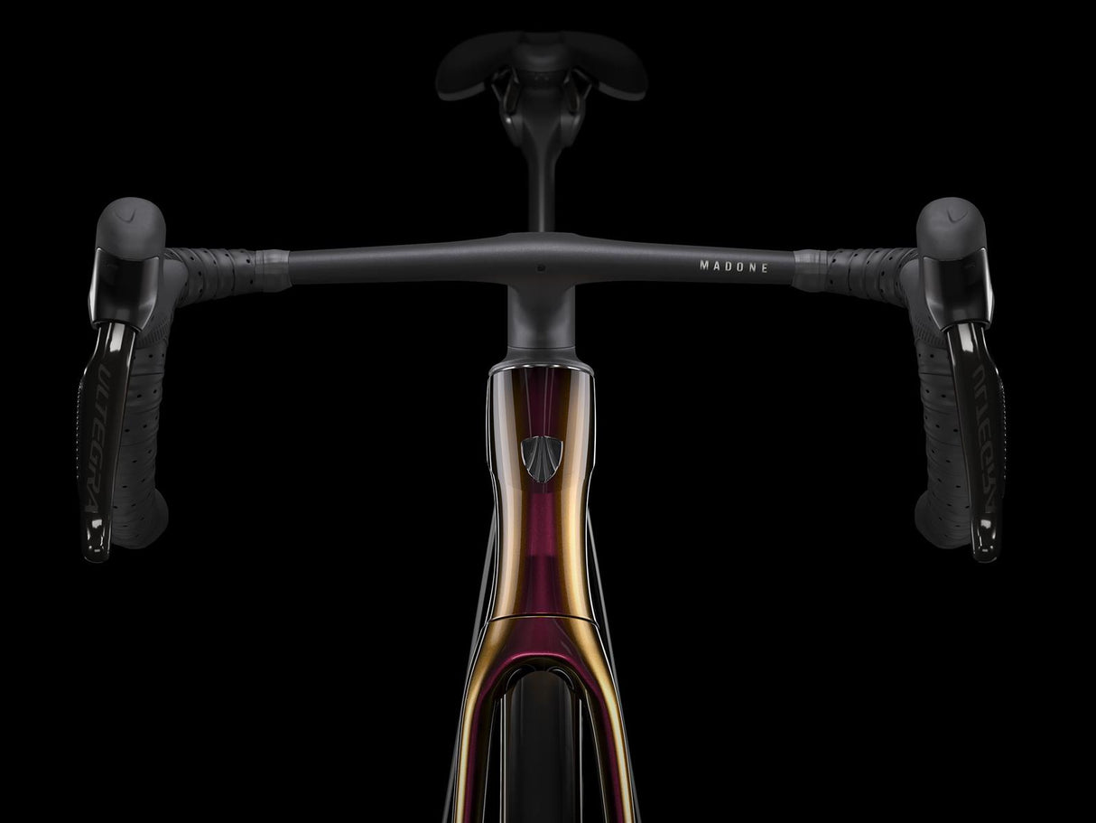 Madone SLR 7 Axinite Flip/Trek Black