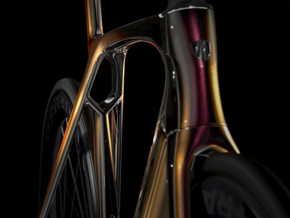 Madone SLR 9 Axinite Flip/Trek Black