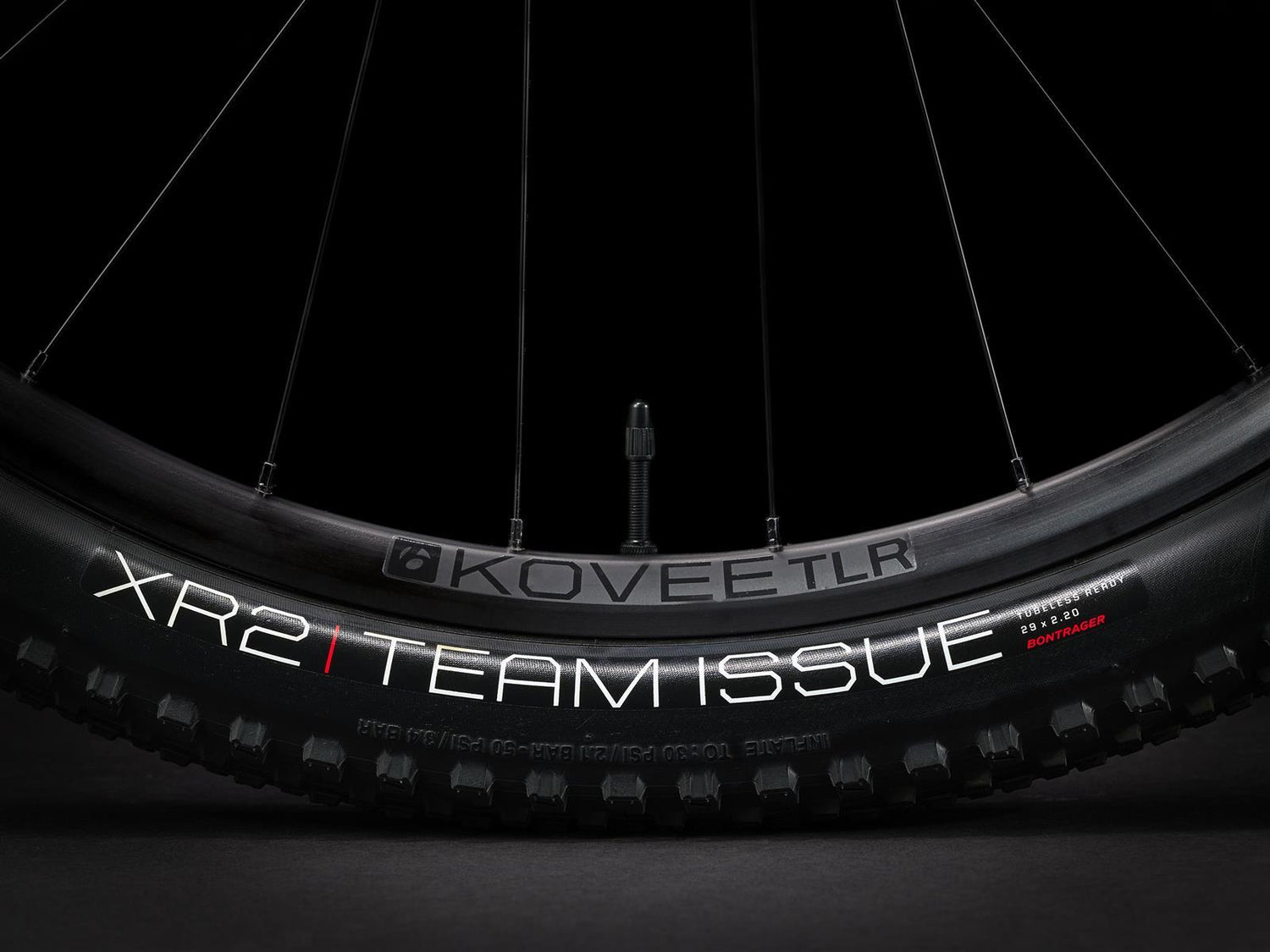 Procaliber 9.5 Gloss Dark Prismatic/Matte Trek Black