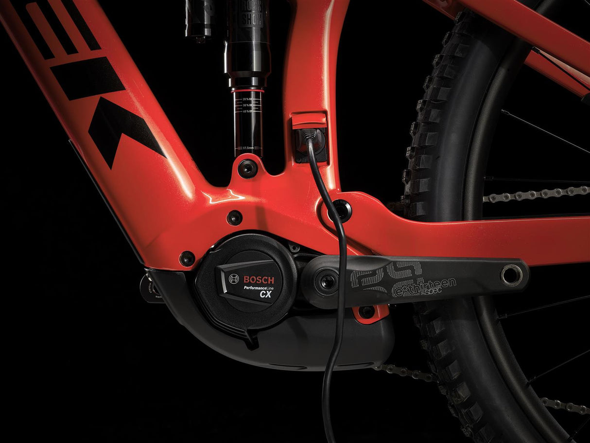 Rail 9.8 XT Lava 750Wh