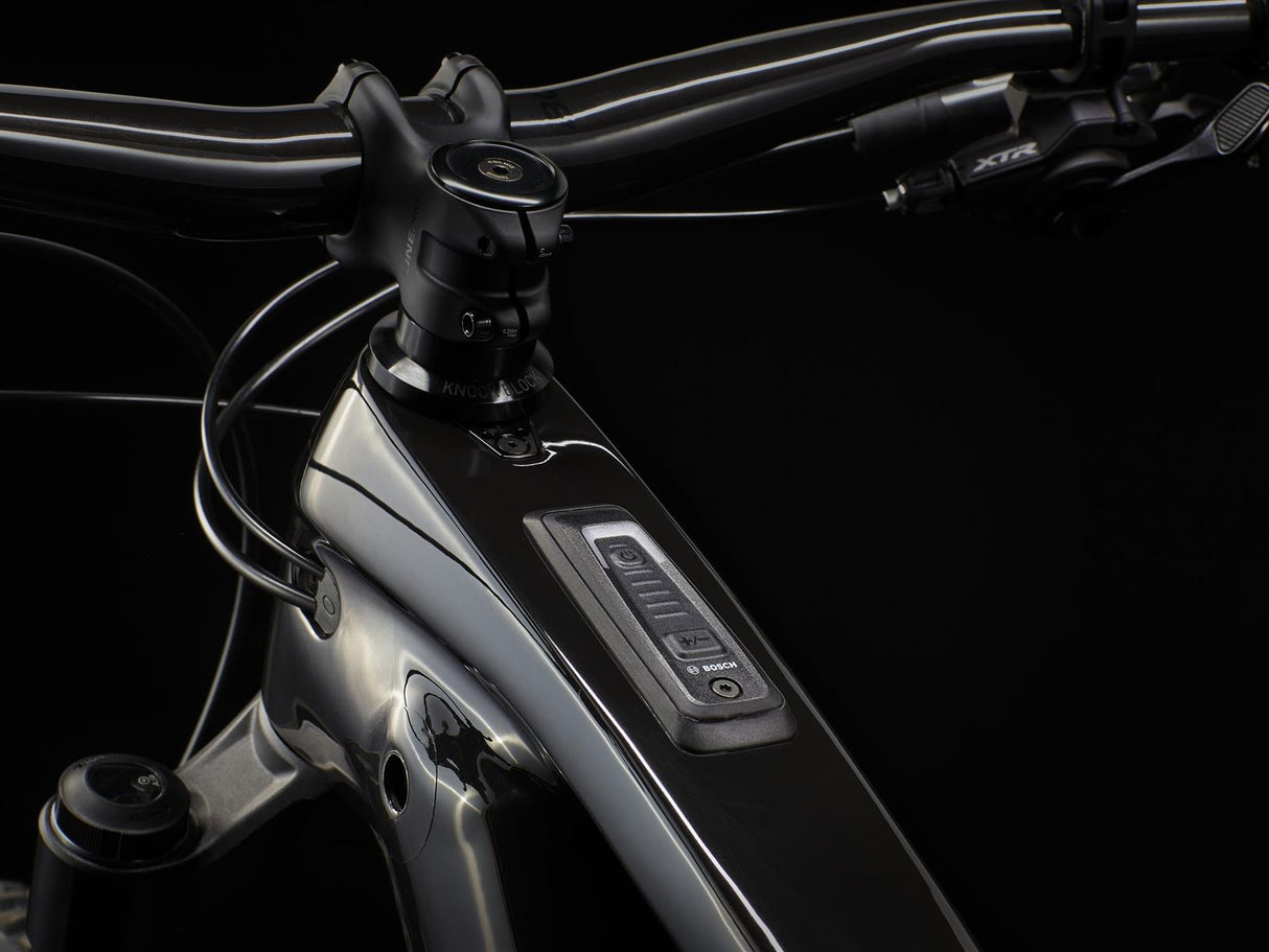 Rail 9.9 CXR Deep Smoke 750Wh