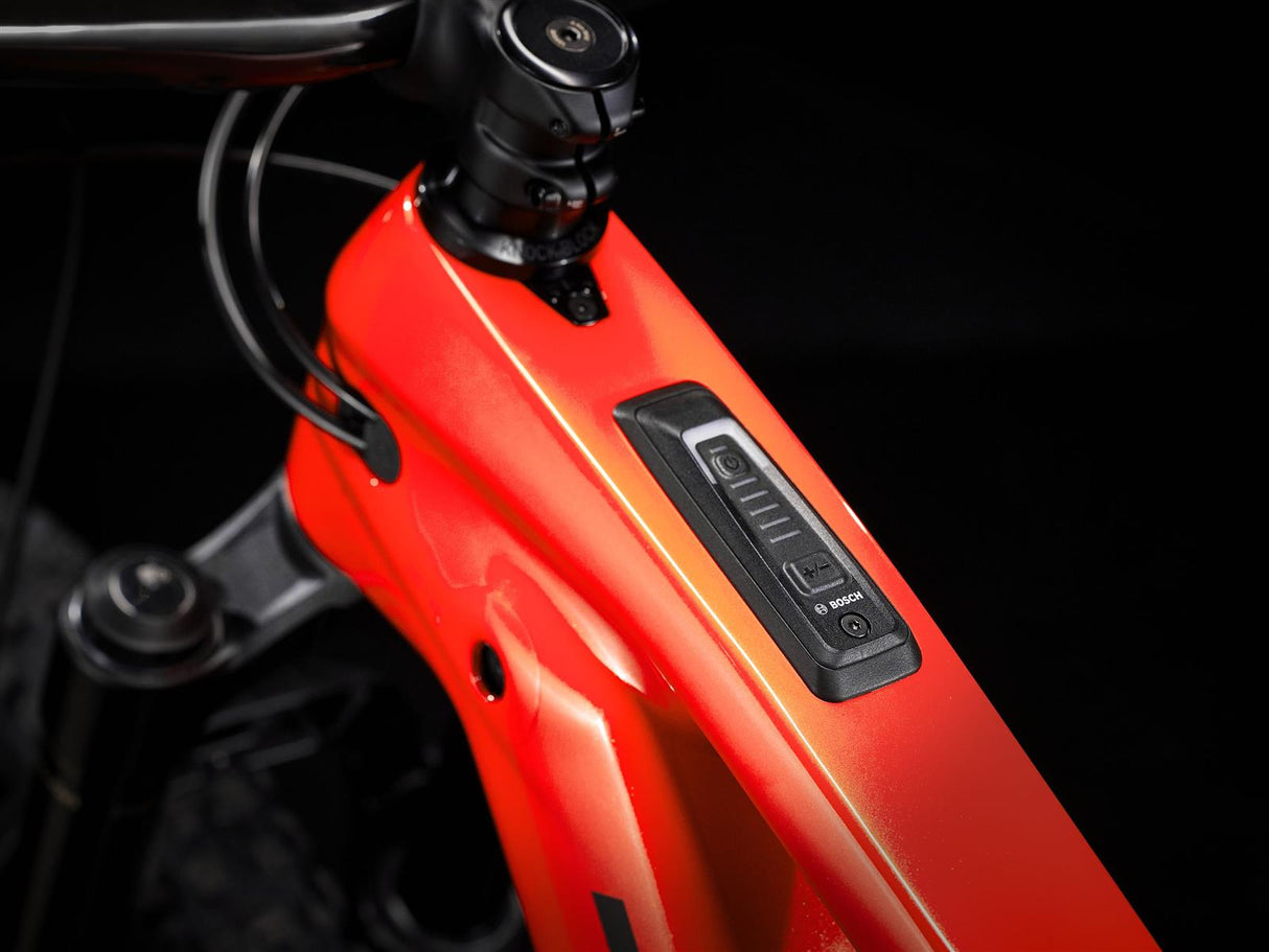 Rail 9.9 CXR Lava 750Wh