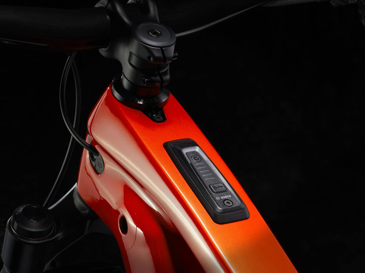 Rail 9.9 XO AXS Lava 750Wh