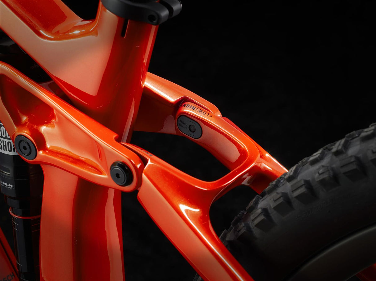 Rail 9.9 XO AXS Lava 750Wh