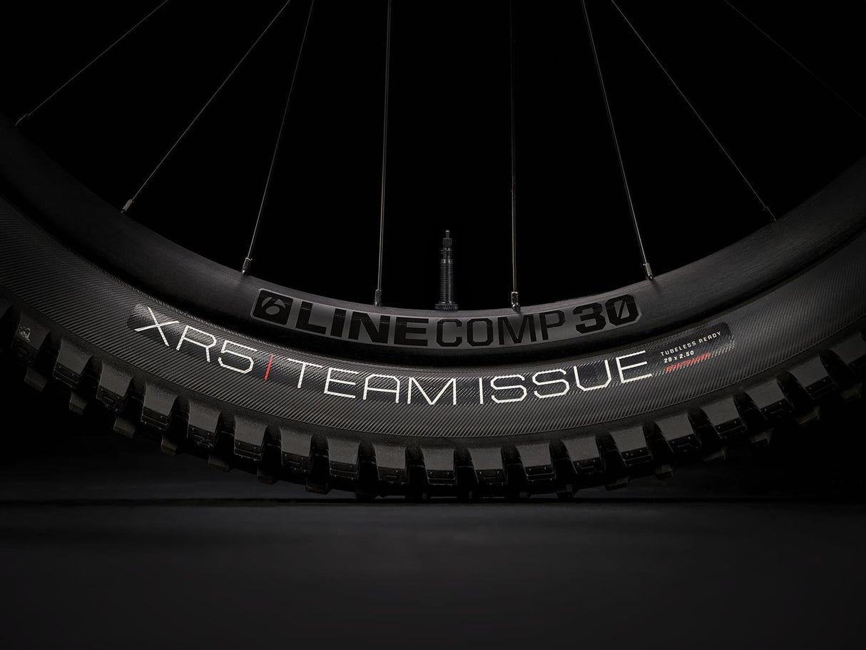 Slash 8 XT Marianas Blue