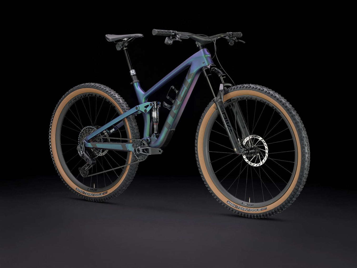 Top Fuel 9.9 XO AXS Matte Emerald Iris