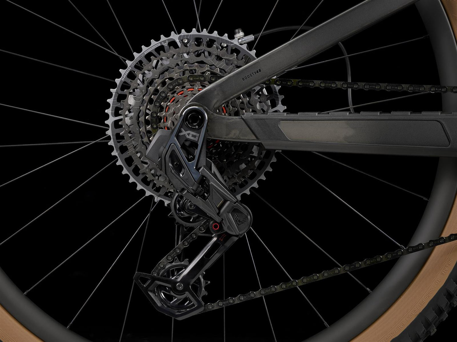 Top Fuel 9.9 XO AXS Matte Raw Carbon