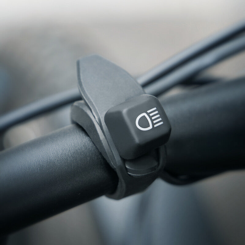 E-Light SPE-100 Scheinwerfer + Fernlicht