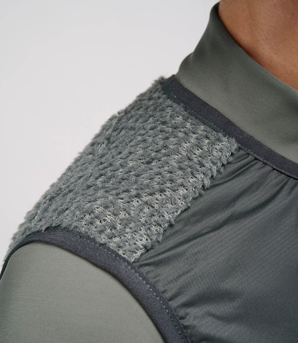 Odyssey Thermal Light Alpha Vest - Forest Green
