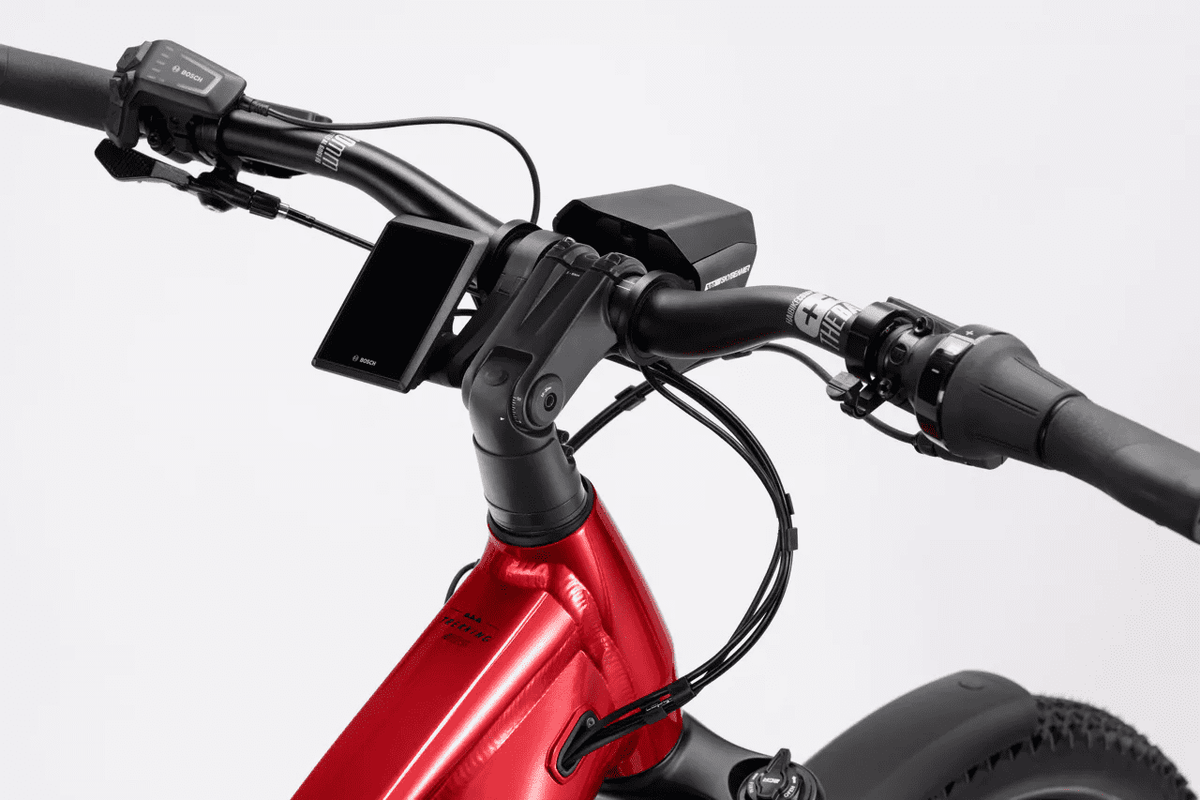 Trekking 9 ABS - Tiefeinsteiger- dynamite red/blue glänzend Haibike