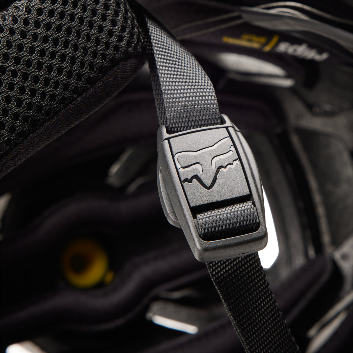 Proframe RS Racik, CE - Gunmetal