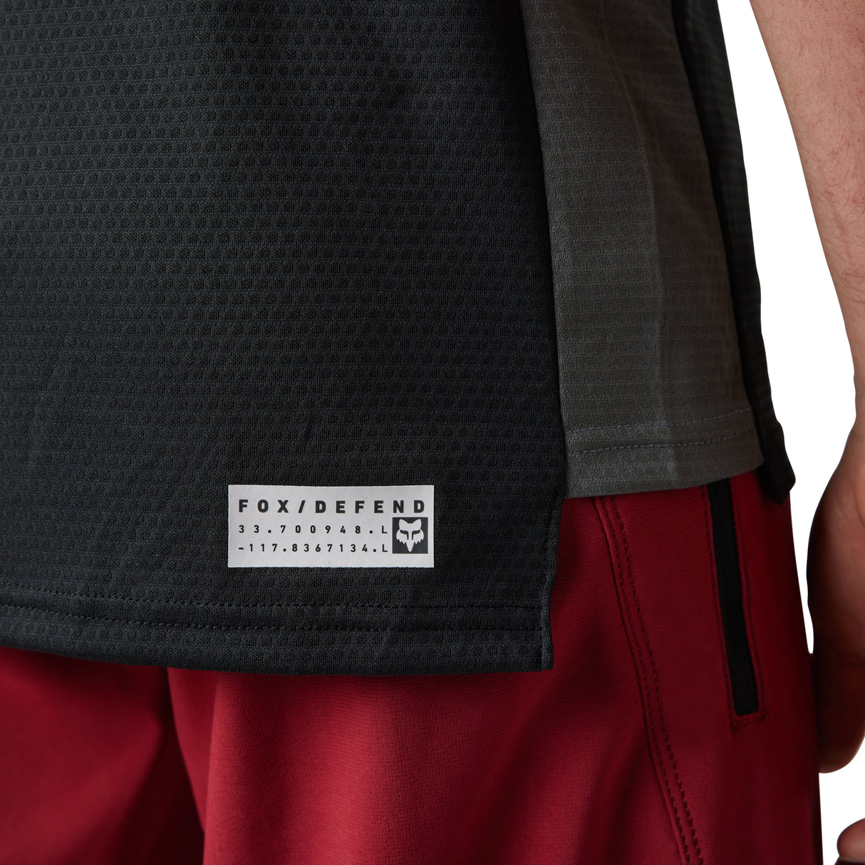 Defend Short Sleeve Jersey - Black