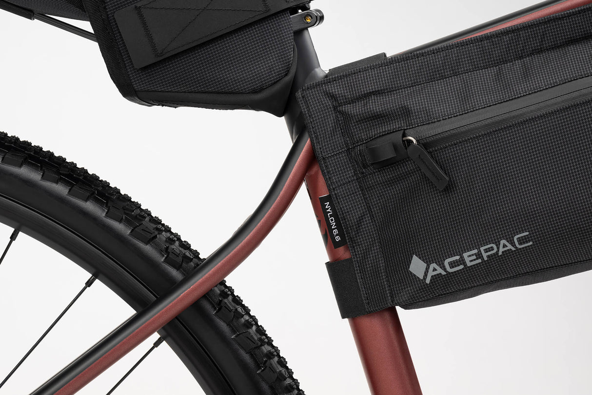 Asket Advanced EQ - Rusted Dark Red/Black