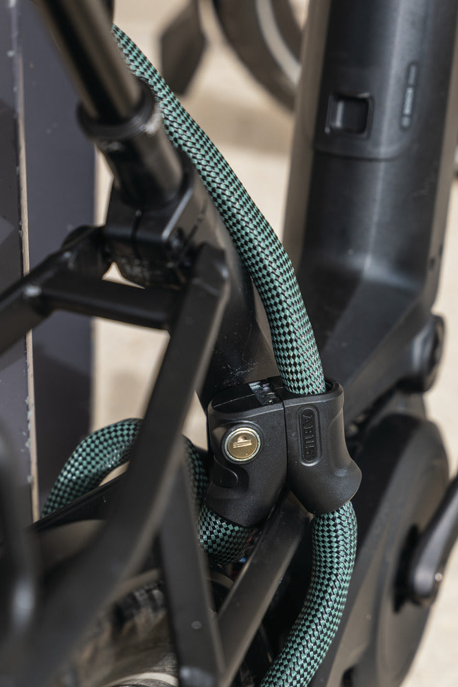 1806/140 Infinity Loop - grün