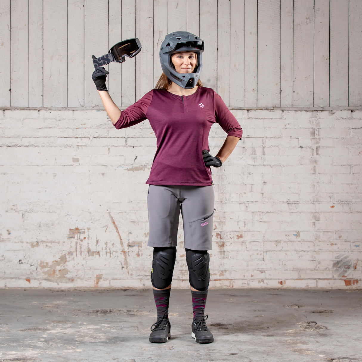 Carve X Women Henley raisin-solid raisin iXS